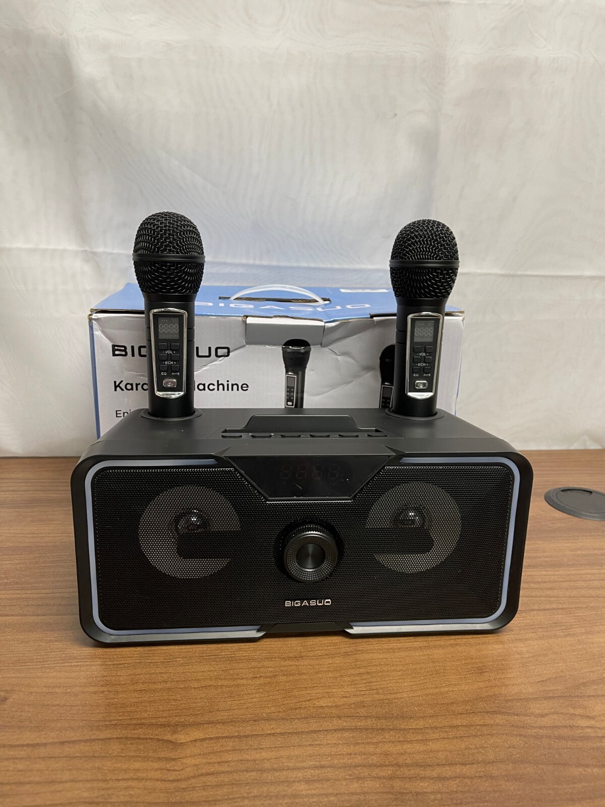 Bigasuo KA215 Black Portable Karaoke Machine With 2 UHF Wireless Microphones - 1